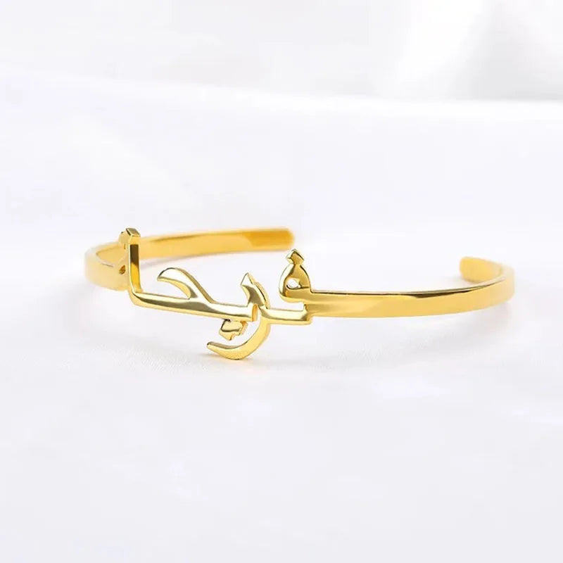 Bracelets personnalisés avec nom arabe pour femmes, en acier inoxydable plaqué or, bracelet à lettres personnalisé, bijoux cadeau 2023