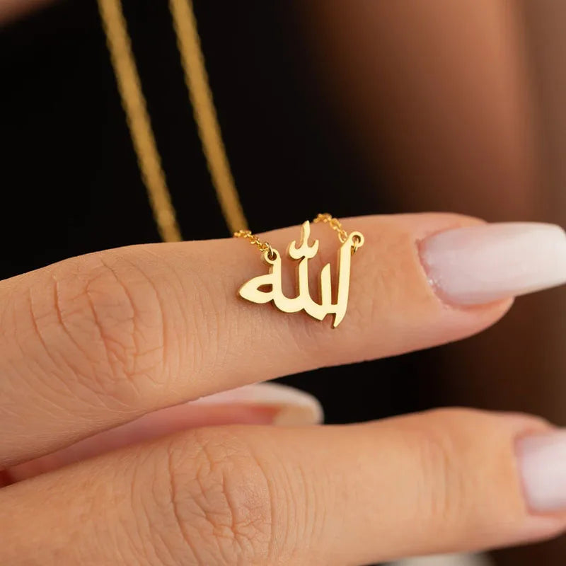 Collier personnalisé avec lettre d'amour, de patience, de Dieu, en arabe, bijoux islamiques pour femmes, pendentif Allah en acier inoxydable, collier femme Bff