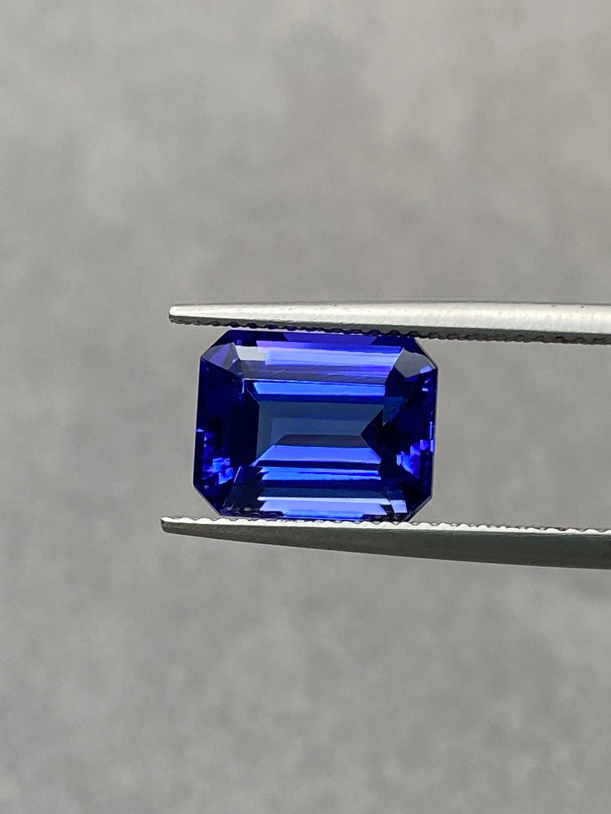 Vivid Blue Natural Tanzanite Small octagonal Cut 4.58ct VVS Loose Gemstone Customize