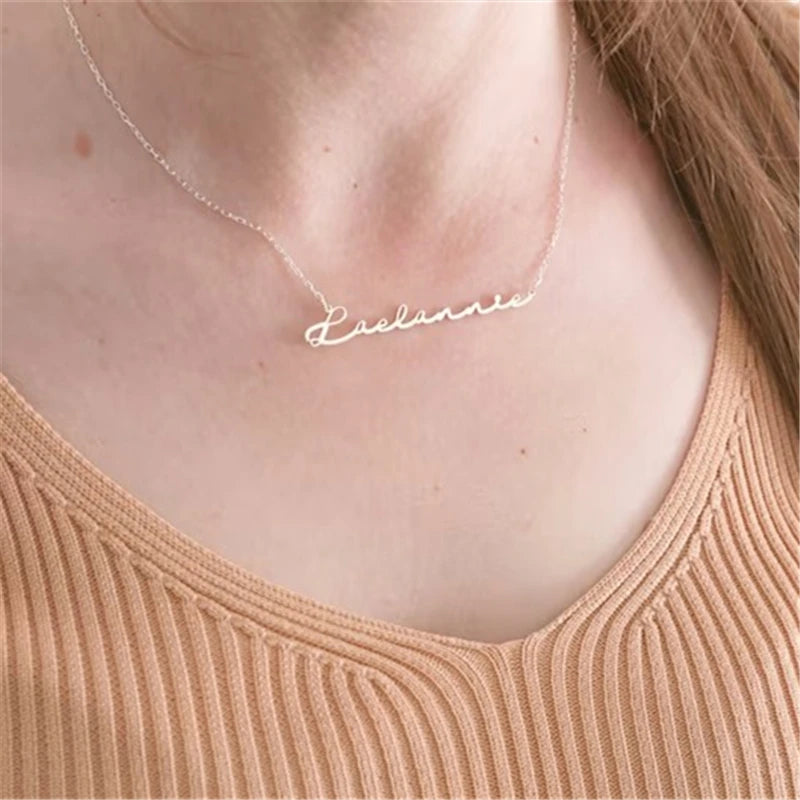 Collier avec nom personnalisé, collier ras du cou doré personnalisé en acier inoxydable pour femmes et hommes, bijoux personnalisés, cadeau pour couple