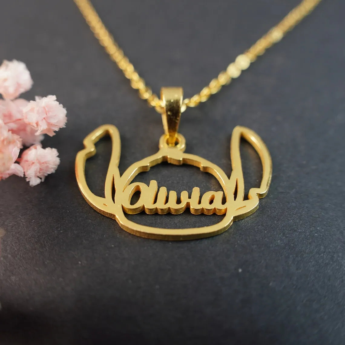 Collier personnalisé avec nom de dessin animé mignon pour femmes, filles, enfants, bijoux en acier inoxydable, tous les personnages d'anime, collier pendentif chat