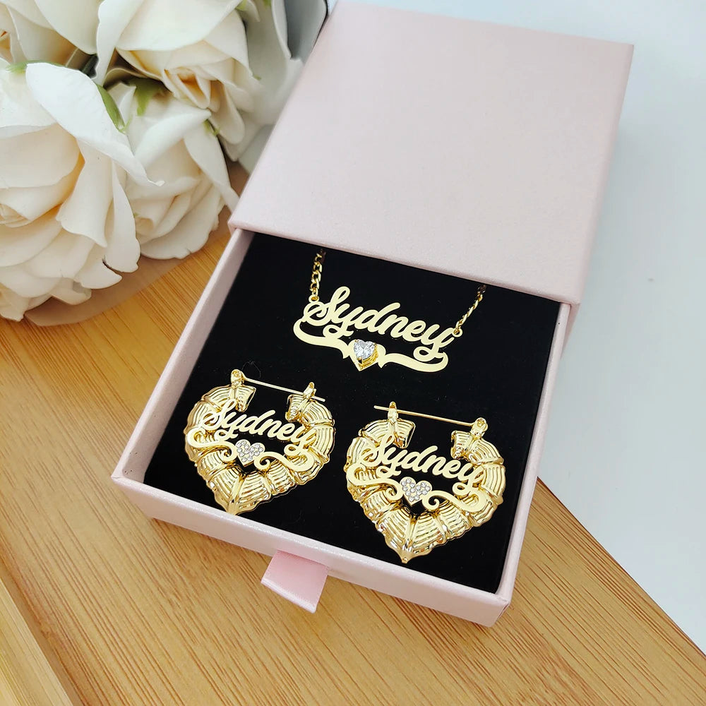 Ensembles de bijoux personnalisés avec nom 2023, boucles d'oreilles en acier inoxydable, cœur en bambou et collier en zircon avec lettres, cadeaux pour femmes et enfants
