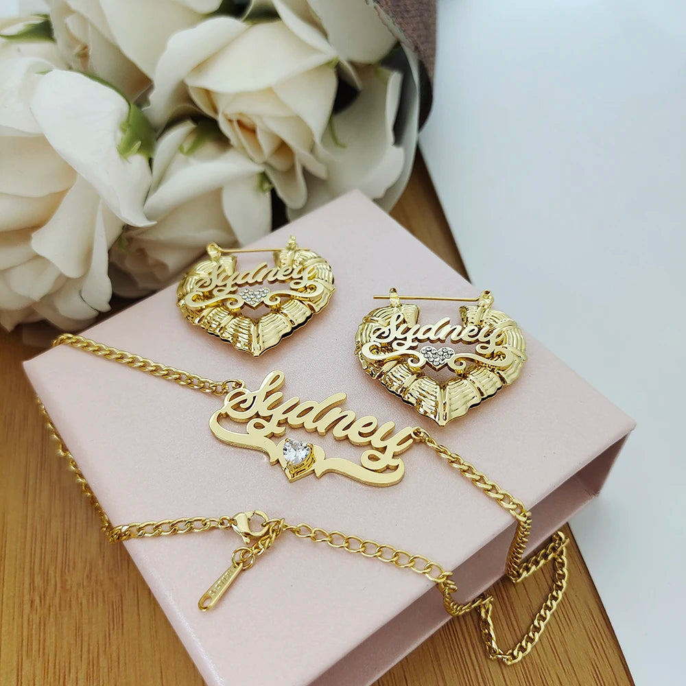 Ensembles de bijoux personnalisés avec nom 2023, boucles d'oreilles en acier inoxydable, cœur en bambou et collier en zircon avec lettres, cadeaux pour femmes et enfants