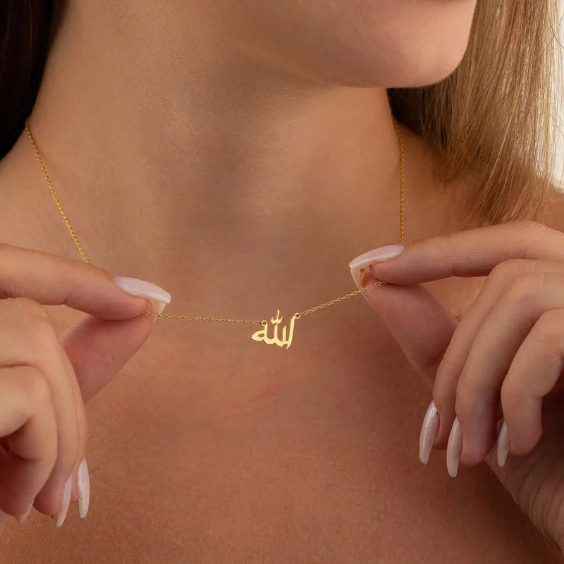 Collier personnalisé avec lettre d'amour, de patience, de Dieu, en arabe, bijoux islamiques pour femmes, pendentif Allah en acier inoxydable, collier femme Bff