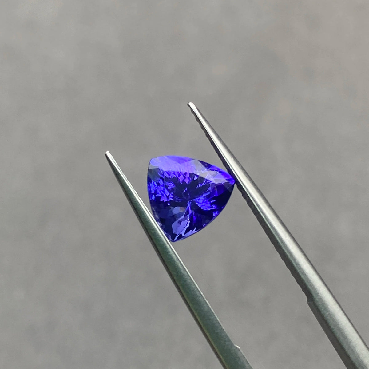 Natural Tanzanite Vivid Blue Triangle Brilliant Cut 2.11ct  VVS Loose Gemstone Customize