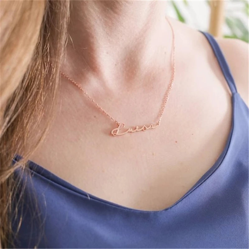 Collier avec nom personnalisé, collier ras du cou doré personnalisé en acier inoxydable pour femmes et hommes, bijoux personnalisés, cadeau pour couple